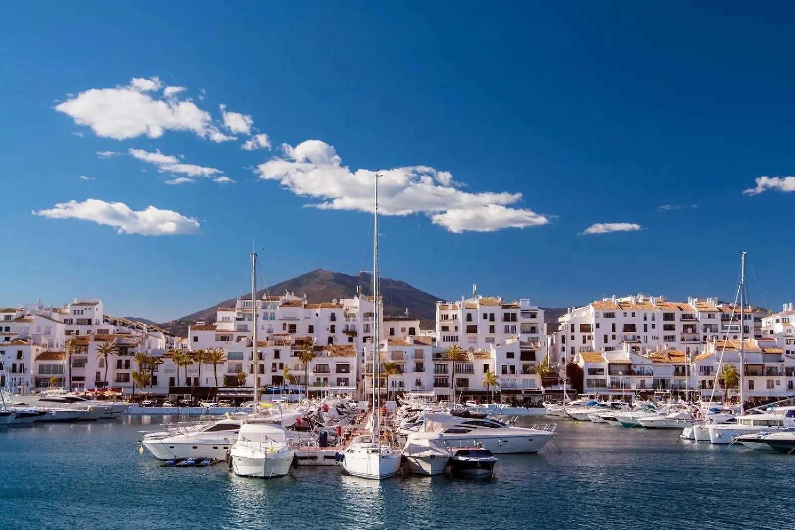Apartment Modern New Apartment, Sea View And Private Parking Marbella